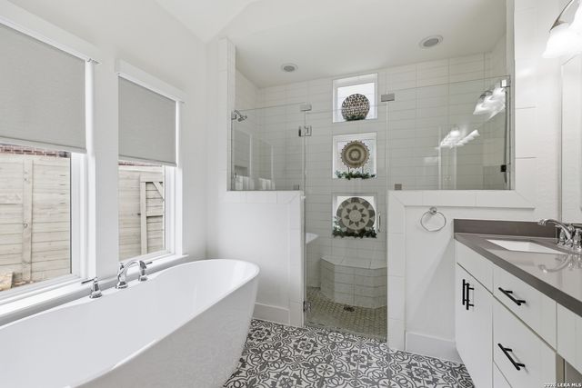 1218 Yaupon, New Braunfels, TX 78132