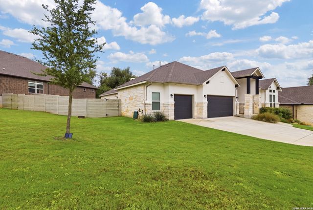 1218 Yaupon, New Braunfels, TX 78132