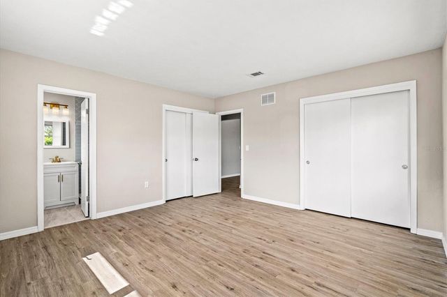 106 AURORA STREET E, Venice, FL 34285