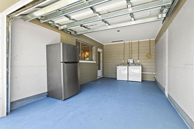106 AURORA STREET E, Venice, FL 34285