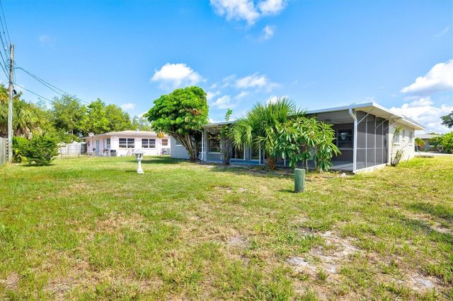 106 AURORA STREET E, Venice, FL 34285