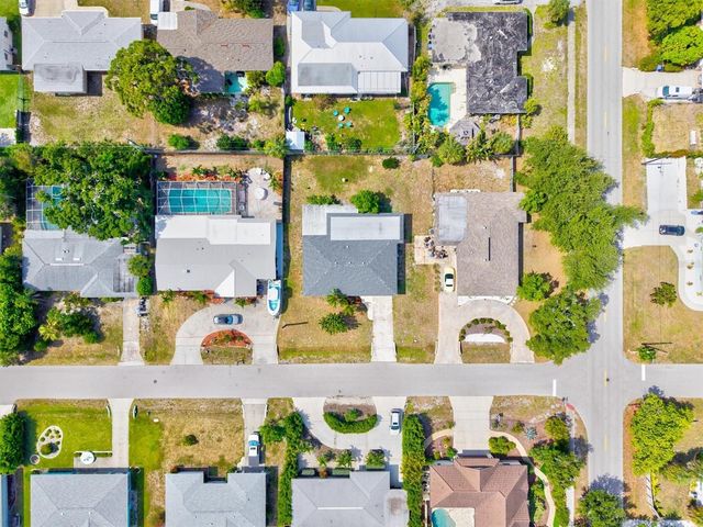 106 AURORA STREET E, Venice, FL 34285