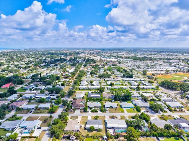106 AURORA STREET E, Venice, FL 34285