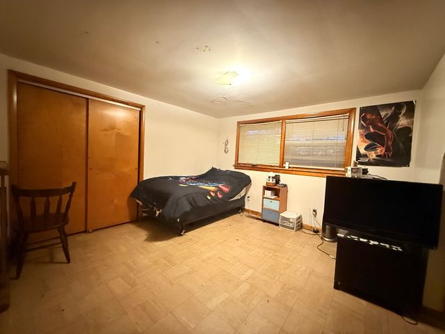 18035 Oakley Avenue, Lansing, IL 60438