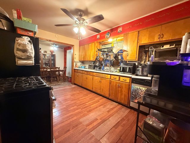 18035 Oakley Avenue, Lansing, IL 60438