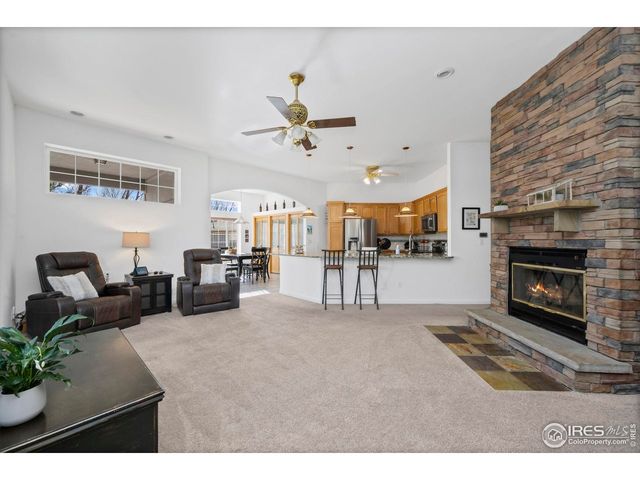 925 Falcon Ridge Ct, Eaton, CO 80615