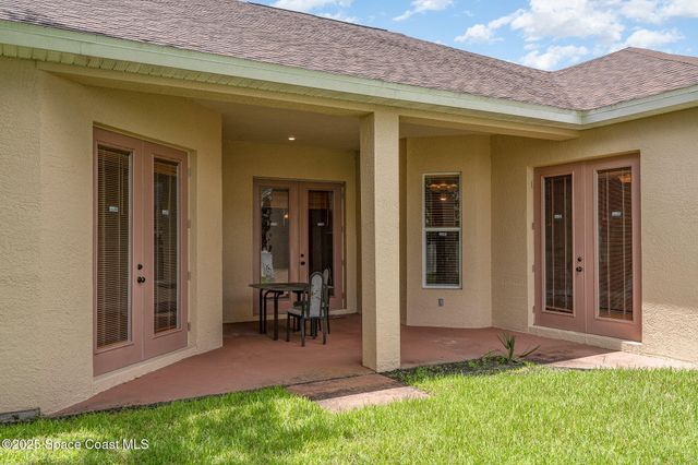 291 Devlin Court SE, Palm Bay, FL 32909
