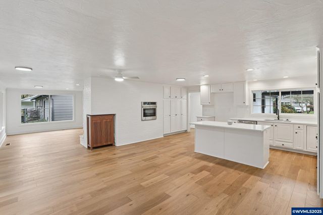 870 Rafael Av N, Keizer, OR 97303