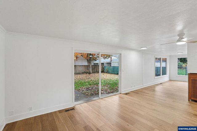 870 Rafael Av N, Keizer, OR 97303