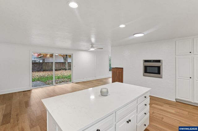 870 Rafael Av N, Keizer, OR 97303