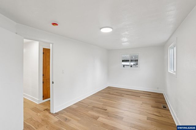 870 Rafael Av N, Keizer, OR 97303