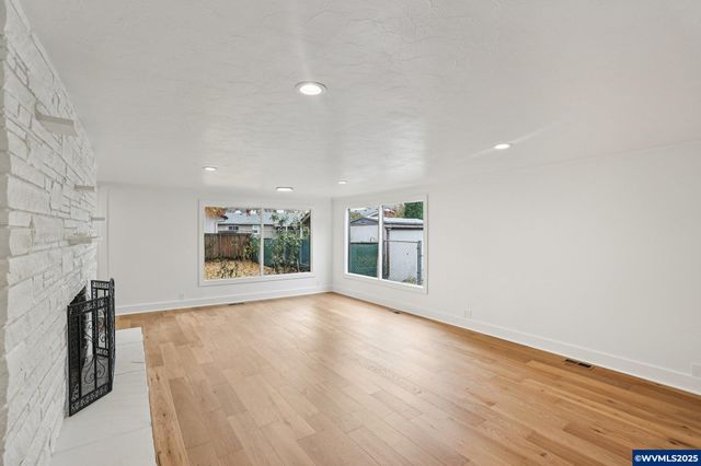 870 Rafael Av N, Keizer, OR 97303