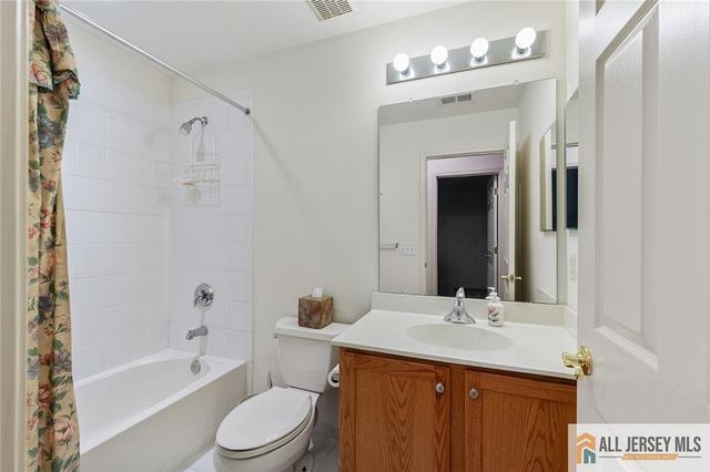 209 Blackberry Way 209, Monroe, NJ 08831