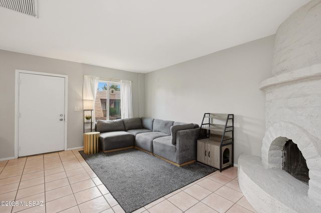 1965 W La Osa Drive, Tucson, AZ 85705