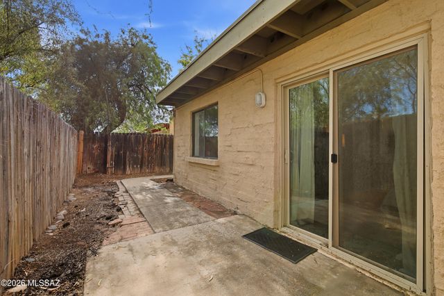 1965 W La Osa Drive, Tucson, AZ 85705