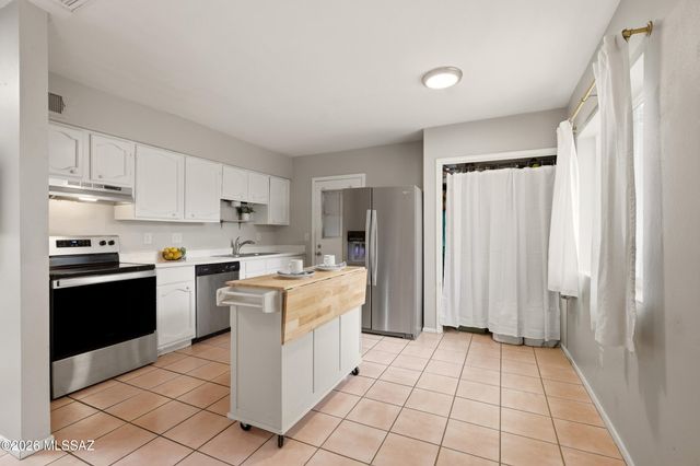 1965 W La Osa Drive, Tucson, AZ 85705