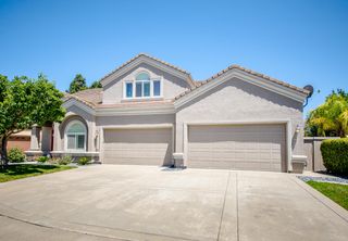 8835 Staplehurst Way, Elk Grove, CA 95624