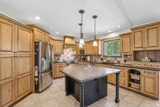 2814 W 1700 N, Plain City, UT 84404