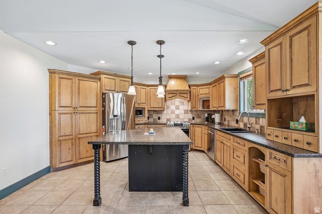 2814 W 1700 N, Plain City, UT 84404