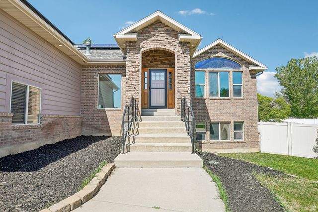 2814 W 1700 N, Plain City, UT 84404