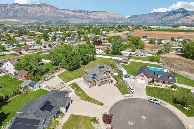 2814 W 1700 N, Plain City, UT 84404