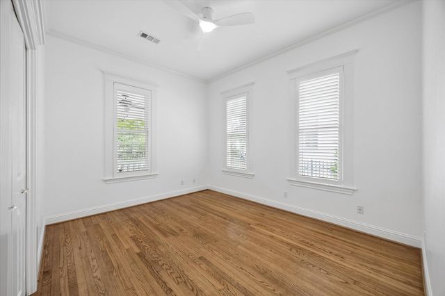 2020 Columbia Street, Houston, TX 77008