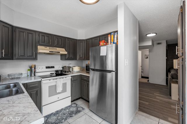 3100 Fairfield Avenue 10D, Shreveport, LA 71104