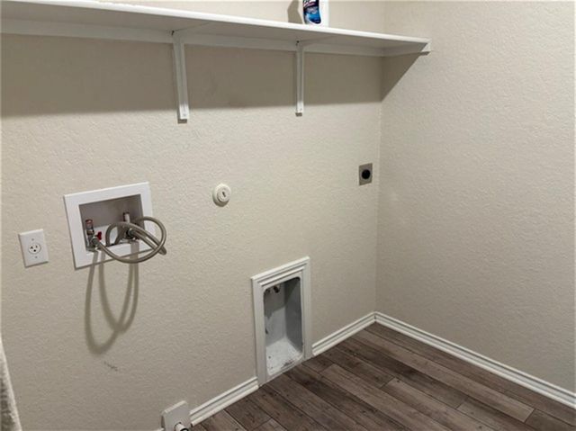 240 Janelle LN, Liberty Hill, TX 78642