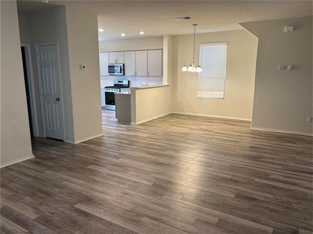 240 Janelle LN, Liberty Hill, TX 78642