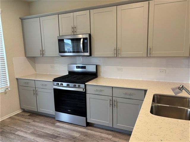 240 Janelle LN, Liberty Hill, TX 78642