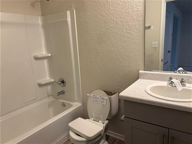 240 Janelle LN, Liberty Hill, TX 78642