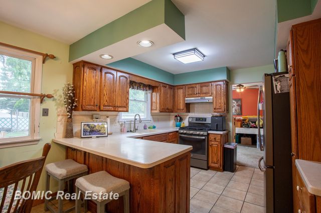 3028 Melrose Drive, Bay City, MI 48706