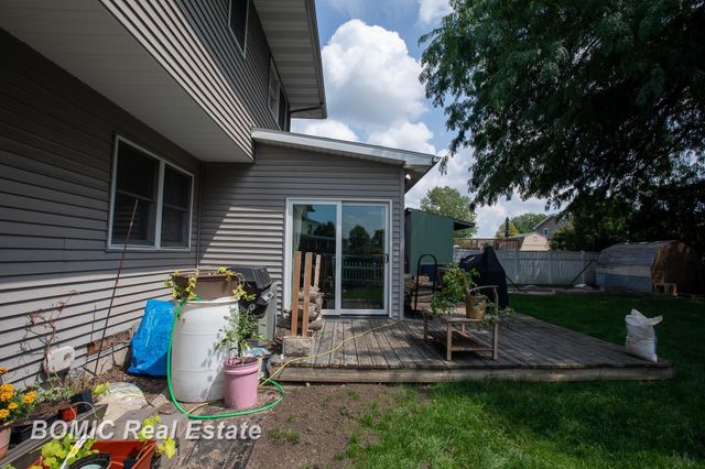 3028 Melrose Drive, Bay City, MI 48706