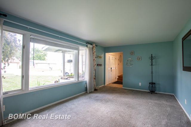 3028 Melrose Drive, Bay City, MI 48706