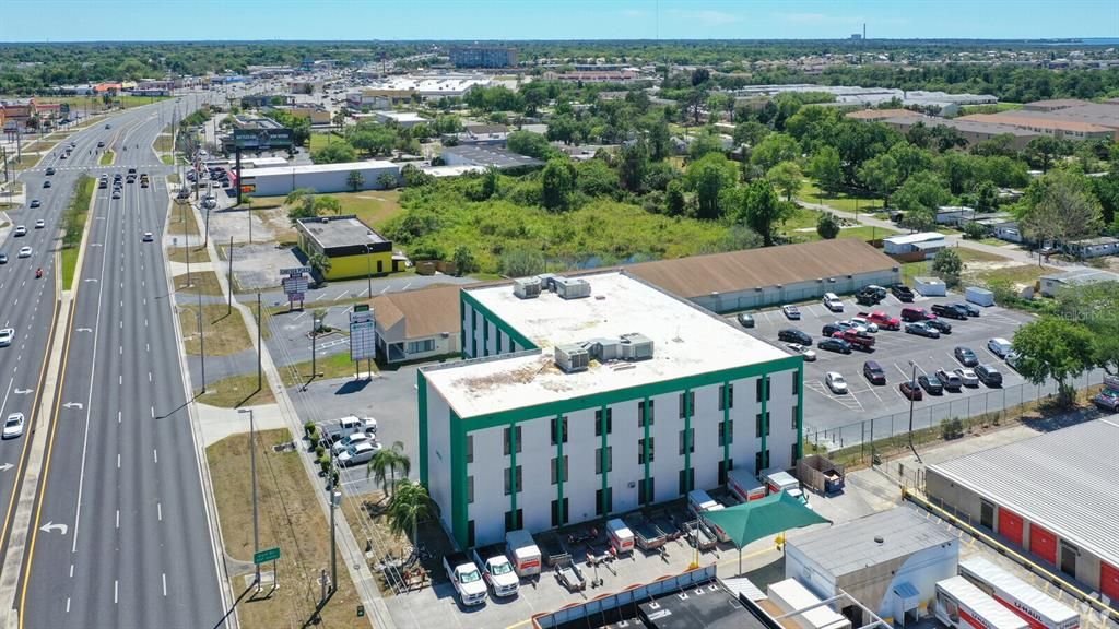 5623 US-19 N HIGHWAY, New Port Richey, FL 34652