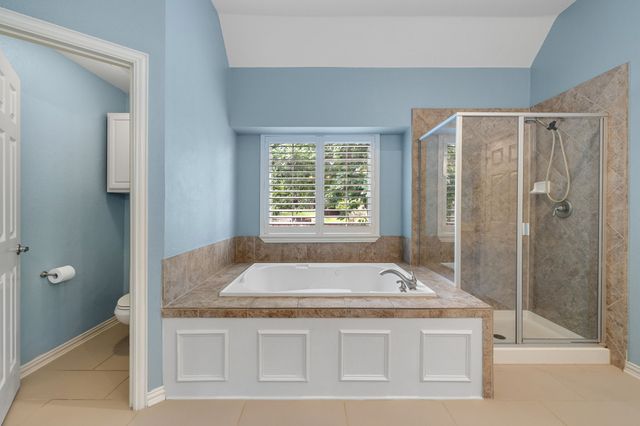 1229 Queen Peggy Lane, Lewisville, TX 75056