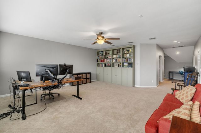1229 Queen Peggy Lane, Lewisville, TX 75056