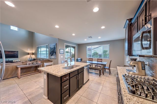 12291 Sandy Peak Avenue, Las Vegas, NV 89138