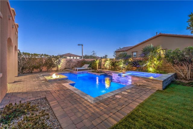 12291 Sandy Peak Avenue, Las Vegas, NV 89138