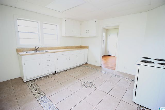 126 FRONT STREET, Adamsville, AL 35005
