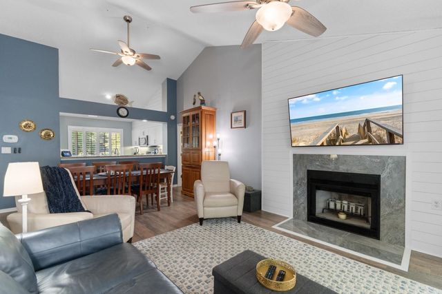 201 Westleton Dr Apt 10F, Myrtle Beach, SC 29572