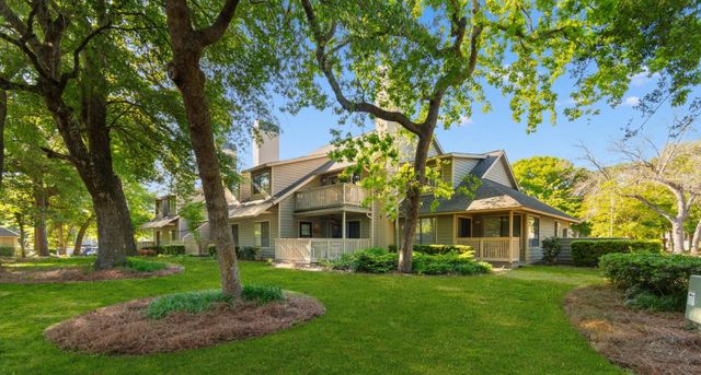 201 Westleton Dr Apt 10F, Myrtle Beach, SC 29572