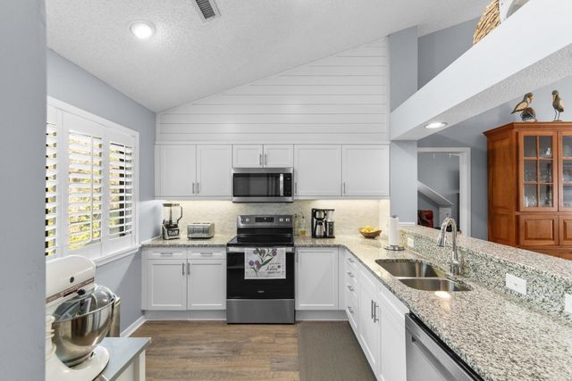 201 Westleton Dr Apt 10F, Myrtle Beach, SC 29572