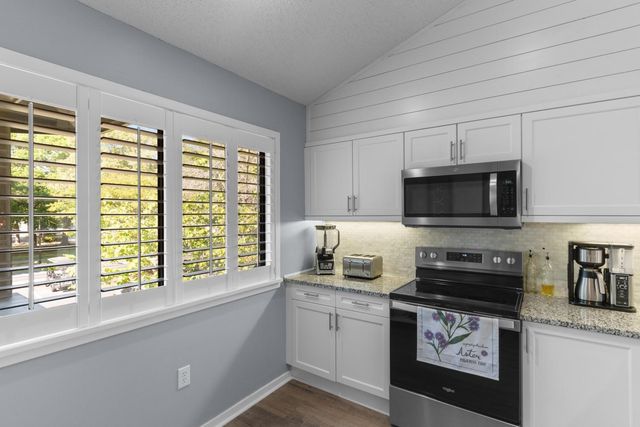 201 Westleton Dr Apt 10F, Myrtle Beach, SC 29572