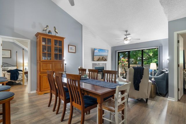 201 Westleton Dr Apt 10F, Myrtle Beach, SC 29572