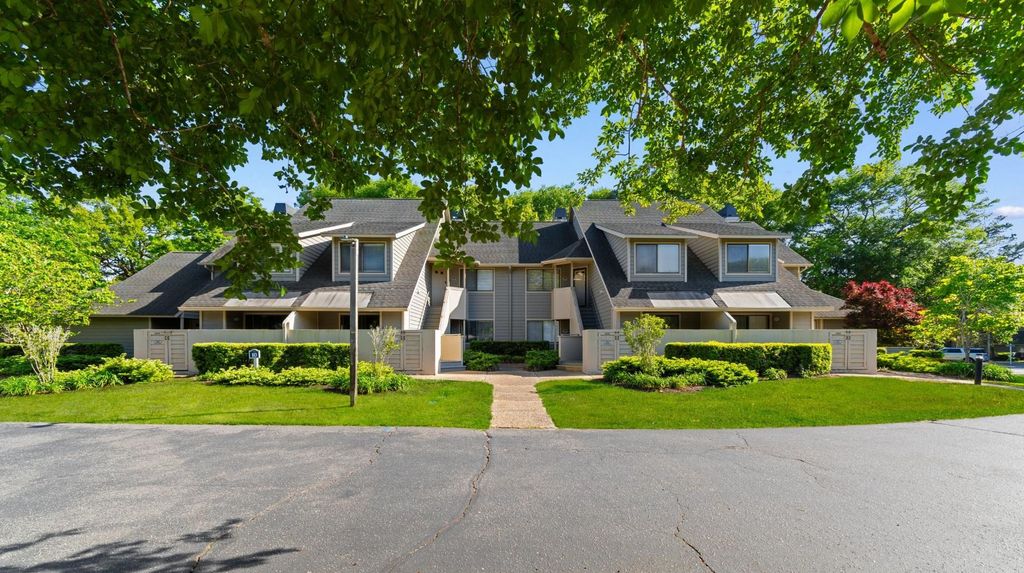 201 Westleton Dr Apt 10F, Myrtle Beach, SC 29572