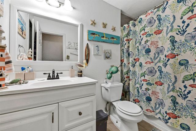 4004 Hillcrest Street, Liberty, TX 77575