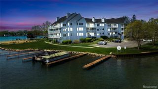 3565 Port Cove Drive 69, Waterford Charter Township, MI 48328