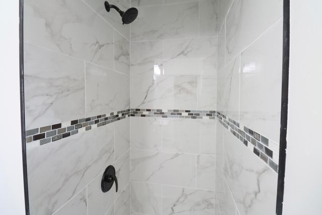 64 Green Lawn Drive, La Porte, IN 46350