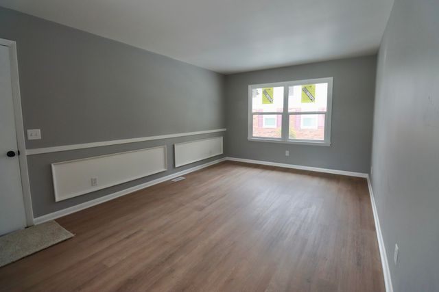 64 Green Lawn Drive, La Porte, IN 46350